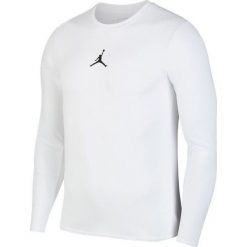 Jordan Koszulka Jordan Ultimate Flight Performance Basketball Longsleeve - 899373-100 XXL. Bluzki z długim rękawem męskie marki Jordan. Za 365.76 zł.