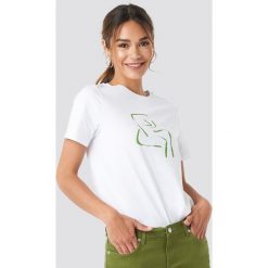 NA-KD Female Form T-shirt - White. T-shirty damskie marki NA-KD. Za 80.95 zł.