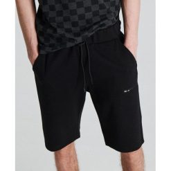Dresowe szorty z kieszenią na zamek - Czarny. Szorty męskie marki Cropp. Za 59.99 zł.