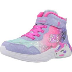 Kapcie SKECHERS UNICORN DREAMS - MAGICAL COVE Fioletowy. Fioletowe kapcie damskie Skechers, bez wzorów, z syntetyku. Za 179.99 zł.