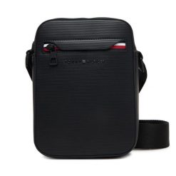 Saszetka Tommy Hilfiger. Czarne saszetki męskie Tommy Hilfiger, młodzieżowe, małe. Za 369.99 zł.