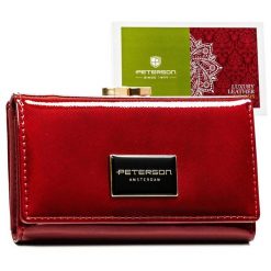 Portfel damski Peterson PTN PH23-1-SAF czerowny. Portfele damskie Peterson, bez wzorów, ze skóry. Za 85.99 zł.