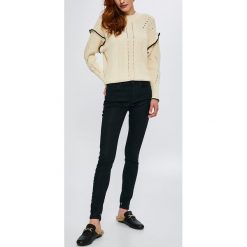 Scotch & Soda - Jeansy Spicy Sunday. Niebieskie jeansy damskie Scotch & Soda. W wyprzedaży za 399.90 zł.
