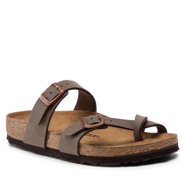 Japonki Birkenstock. Brązowe klapki damskie Birkenstock, bez wzorów, bez obcasa. Za 429.99 zł.