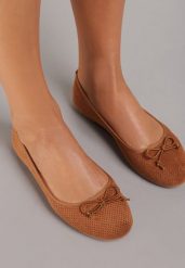 Brązowe Balerinki Sthugnaela. Brązowe baleriny damskie Renee, bez wzorów, eleganckie, bez obcasa, na płaskiej podeszwie. Za 24.99 zł.