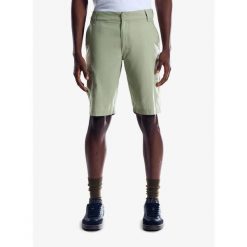Spodenki turystyczne męskie Berghaus Navigator 2.0 Short. Zielone krótkie spodenki sportowe męskie Berghaus, m, bez wzorów, trekkingowe. Za 379.49 zł.