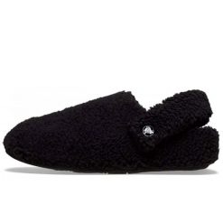 Kapcie Crocs Classic Cozzzy Dorośli. Czarne kapcie damskie Crocs, bez wzorów, z futra. Za 292.99 zł.