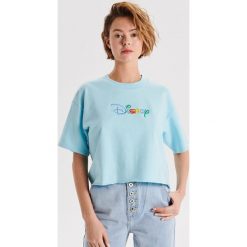 Koszulka z haftem Disney - Niebieski. T-shirty damskie marki Cropp. W wyprzedaży za 29.99 zł.