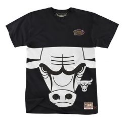 Koszulka z okrągłym dekoltem Chicago Bulls. Czarne koszulki sportowe męskie Mitchell & Ness, bez wzorów, bez kołnierzyka, bez ramiączek, do koszykówki. Za 276.00 zł.