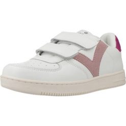 Buty VICTORIA 1124104V Biały. Białe buty sportowe chłopięce VICTORIA, bez wzorów, bez zapięcia, trekkingowe. Za 197.99 zł.