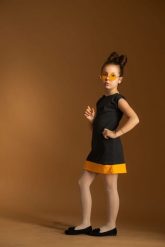 Sukienka dziewczęca grafit z mandarynką. Szare sukienki dla dziewczynek Hultaj Polski, na lato, bez wzorów, z bawełny, bez ramiączek. Za 129.00 zł.