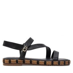 Sandały Tamaris. Czarne sandały damskie Tamaris, bez wzorów, bez obcasa, na płaskiej podeszwie, bez zapięcia. Za 239.99 zł.