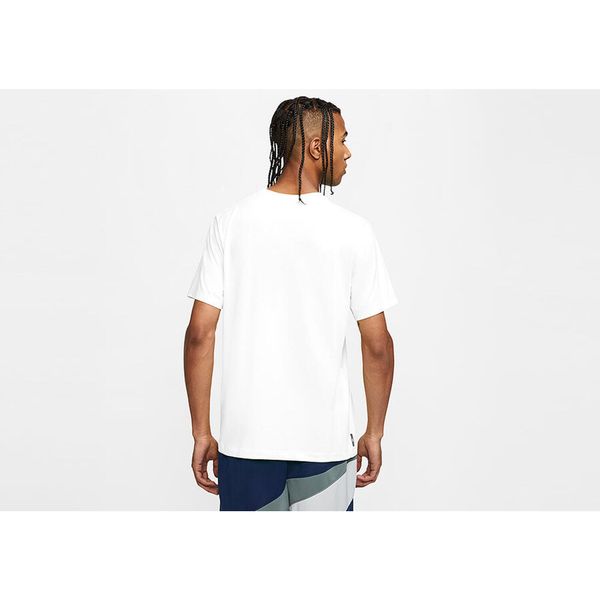 Koszulka męska nike air jordan legacy aj13 tee white. Białe koszulki sportowe męskie Jordan, m, bez wzorów, bez kołnierzyka, bez ramiączek, do koszykówki. Za 149.00 zł.