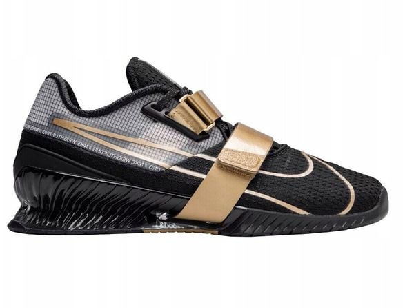 Nike Romaleos 4 CD3463-001 Czarne 43. Czarne buty sportowe męskie Nike, bez zapięcia. Za 673.31 zł.
