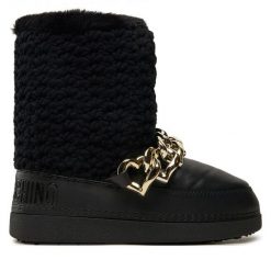 Śniegowce LOVE MOSCHINO. Czarne śniegowce i trapery damskie Love Moschino. Za 949.99 zł.