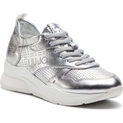 Sneakersy LIU JO - Karlie 14 B19009 P0291 Silver 00532. Szare półbuty damskie Liu Jo, z aplikacjami, ze skóry, bez obcasa, na koturnie, bez zapięcia. W wyprzedaży za 399.00 zł.