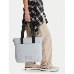 Torba Hunter. Szare torebki do ręki damskie Hunter, bez wzorów, klasyczne, bez dodatków. Za 229.99 zł.