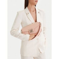 Torebka Nine West. Czerwone torebki do ręki damskie Nine West, bez wzorów, klasyczne, bez dodatków. Za 169.99 zł.