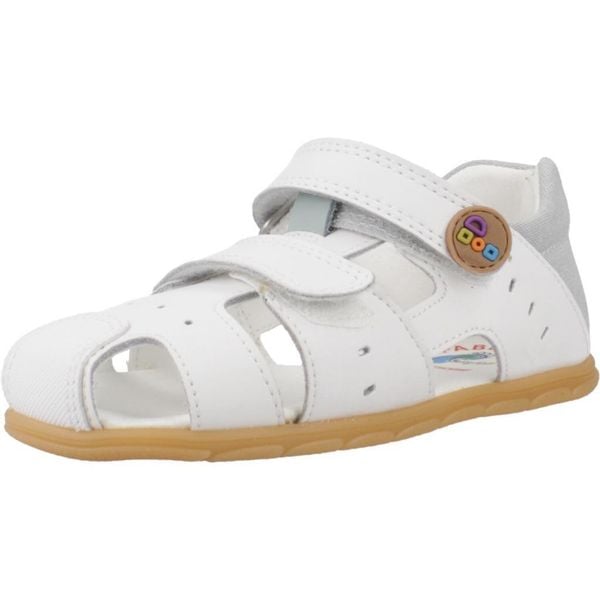 Sandały PABLOSKY 052002P Biały. Białe sandały męskie Pablosky, z materiału, bez zapięcia. Za 194.99 zł.