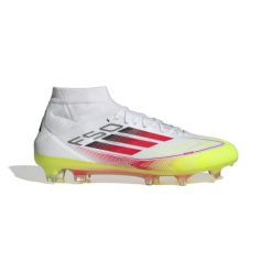 Damskie buty piłkarskie adidas F50 Pro FG. Białe obuwie sportowe damskie Adidas, bez wzorów, do piłki nożnej. W wyprzedaży za 384.50 zł.