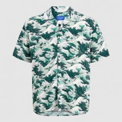 Koszula Jack & Jones Tokyo Resort SS niebieska. Niebieskie koszule męskie Jack&Jones, na lato, m, bez wzorów, z denimu, klasyczne, bez kołnierzyka, bez ramiączek. Za 156.47 zł.