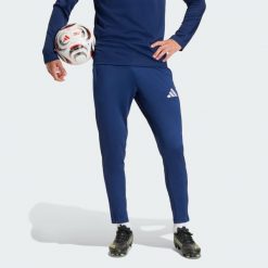 Spodnie treningowe Entrada26. Białe spodnie sportowe męskie Adidas, bez wzorów, z dresówki, do piłki nożnej, climacool (adidas). Za 179.00 zł.