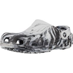 Buty do chodzenia unisex Crocs Classic Marbled Clog. Czarne klapki damskie Crocs, bez wzorów, z materiału. Za 298.35 zł.