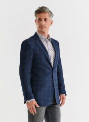 PAKO LORENTE – Granatowa marynarka garniturowa w kratę. Niebieskie marynarki męskie Pako Lorente, bez wzorów, z elastanu, klasyczne. Za 699.99 zł.