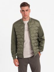 Kurtka bomberka męska z pikowanym wzorem – ciemnooliwkowa V3 OM-JALP-0141 - XXL. Zielone kurtki męskie Ombre Clothing, l, z aplikacjami, z materiału, eleganckie, bez kaptura. W wyprzedaży za 139.99 zł.