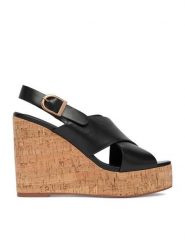 Badura Sandały C-ALANA-25-3-9YY Czarny. Czarne sandały damskie Badura, bez wzorów, ze skóry, bez obcasa, na koturnie, bez zapięcia. Za 229.99 zł.