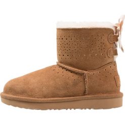 UGG DAE SUNSHINE Śniegowce chestnut. Buty zimowe dziewczęce marki UGG. Za 719.00 zł.