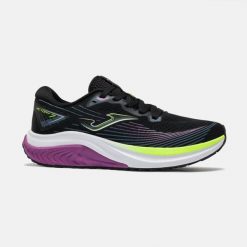 Buty do biegania damskie Joma Victory. Czarne obuwie sportowe damskie Joma, bez wzorów, z materiału, do biegania. Za 447.00 zł.