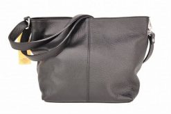 Listonoszka skórzana BARBERINI'S czarna 12-1. Czarne torebki shopper damskie Barberinis, bez wzorów, ze skóry, biznesowe, duże, bez dodatków. Za 199.99 zł.