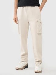 SPODNIE MĘSKIE 4F CASUAL CARGO M TTROM0990. Brązowe spodnie sportowe męskie 4f, l, bez wzorów, trekkingowe. Za 169.99 zł.