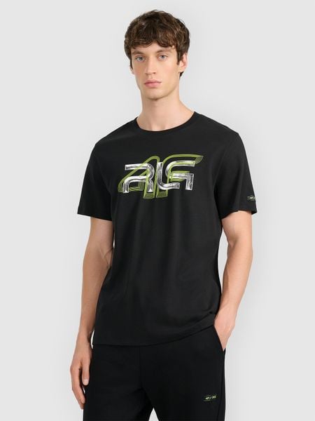 4F T-shirt regular z nadrukiem męski 4F x Robert Lewandowski - czarny XXL. Czarne koszulki sportowe męskie 4f, l, bez wzorów, z bawełny, sportowe, bez kołnierzyka. Za 99.99 zł.