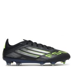 Buty do piłki nożnej adidas. Czarne buty sportowe męskie Adidas, bez zapięcia. Za 519.99 zł.