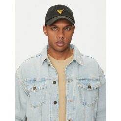 Czapka z daszkiem Guess. Czarne czapki i kapelusze męskie Guess, z aplikacjami. Za 79.99 zł.