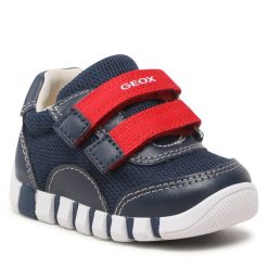 Półbuty Geox. Niebieskie półbuty chłopięce Geox, bez wzorów, bez zapięcia. Za 139.99 zł.