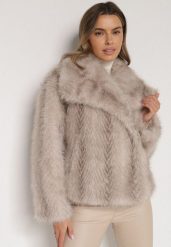 Beżowa Futrzana Kurtka z Cieniowanym Wzorem Monizavia. Brązowe kurtki damskie Born2be, l, bez wzorów, z futra, bez kaptura. Za 229.99 zł.