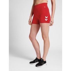 Szorty damskie Hummel Hipsters. Czerwone szorty sportowe damskie Hummel, xl, bez wzorów, sportowe, do piłki nożnej. Za 130.50 zł.