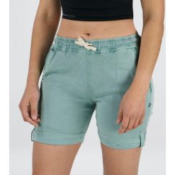 Shira Short Green Women's Click Pants. Zielone spodnie materiałowe damskie JEANSTRACK, m, bez wzorów, z bawełny. W wyprzedaży za 266.45 zł.