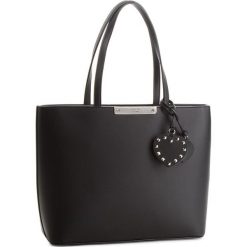Torebka GUESS - Britta HWPU66 93230 BLA. Czarne torby na ramię damskie marki Guess. Za 589.00 zł.