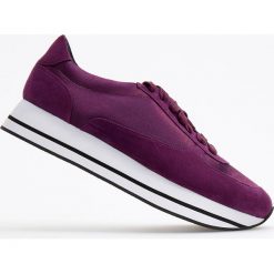 Sportowe buty na grubej podeszwie - Fioletowy. Fioletowe obuwie sportowe damskie Reserved. Za 139.99 zł.