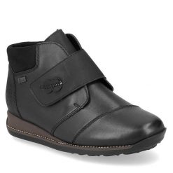 Botki Rieker. Czarne botki damskie Rieker, bez obcasa, na płaskiej podeszwie, bez zapięcia. Za 251.99 zł.