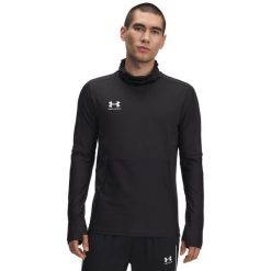 Dżersej z długim rękawem Under Armour Challenger Pro. Czarne bluzki z długim rękawem męskie Under Armour, bez wzorów, z dżerseju, bez kołnierzyka, bez ramiączek, do piłki nożnej. Za 320.90 zł.