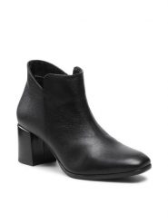 Lasocki Botki 5556-01 Czarny. Czarne botki damskie Lasocki, ze skóry, bez obcasa, na słupku, bez zapięcia. Za 139.99 zł.