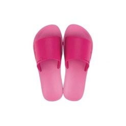Klapki basenowe damskie Ipanema Anat Classic Slide. Czerwone klapki damskie Ipanema, bez wzorów, z materiału, eleganckie, bez obcasa. Za 56.95 zł.