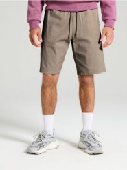 Szorty jogger - brązowy. Brązowe szorty męskie Sinsay, m, bez wzorów. W wyprzedaży za 27.99 zł.