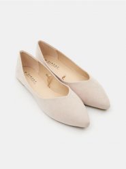 Baleriny - beżowy. Brązowe baleriny damskie Sinsay, bez wzorów, bez obcasa. Za 19.99 zł.