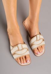 Beżowe Klapki z Geometryczną Cholewką Silanisse. Brązowe klapki damskie Born2be, bez wzorów, eleganckie, bez obcasa, na płaskiej podeszwie. Za 59.99 zł.